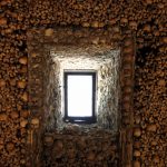 CAPELA DOS OSSOS: «HEMEN GAUDEN HEZURROK»