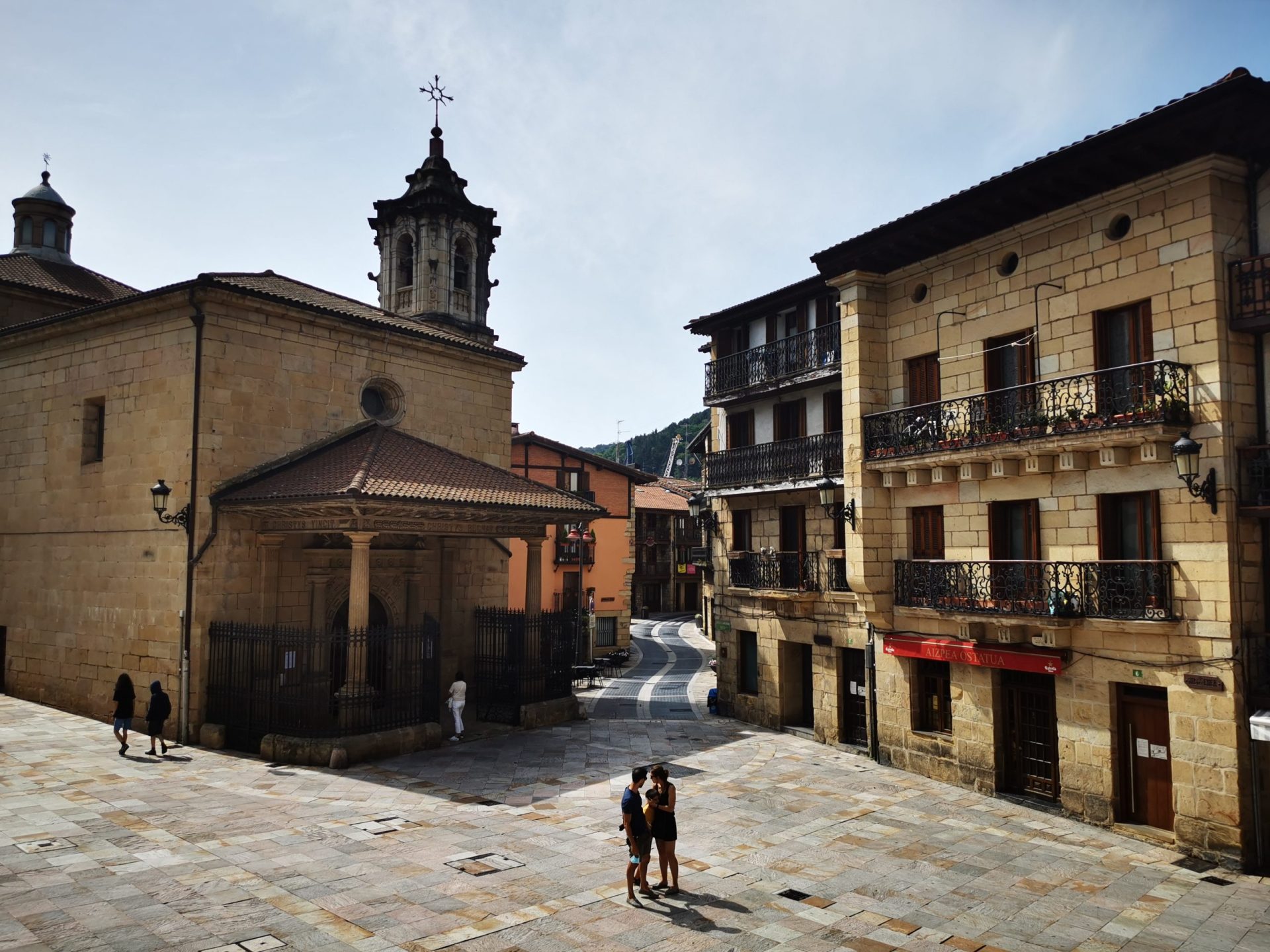 Lezo, Plaza nagusia, Turismoa Pasaiako Badian: planik onenak