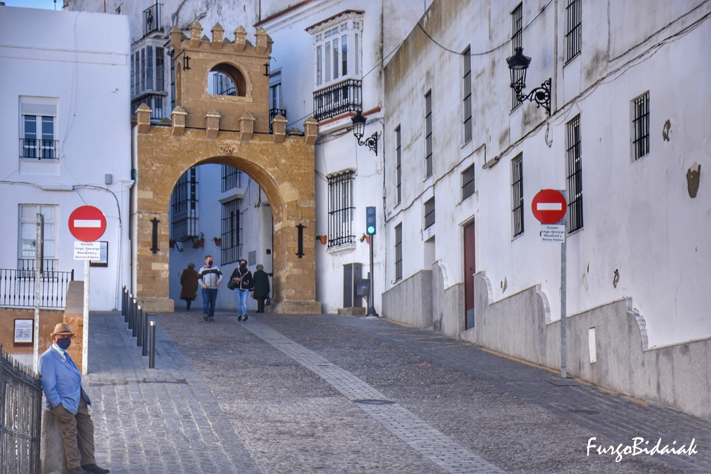 Puerta de Jerez, En furgoneta camper por los pueblos blancos de Cádiz