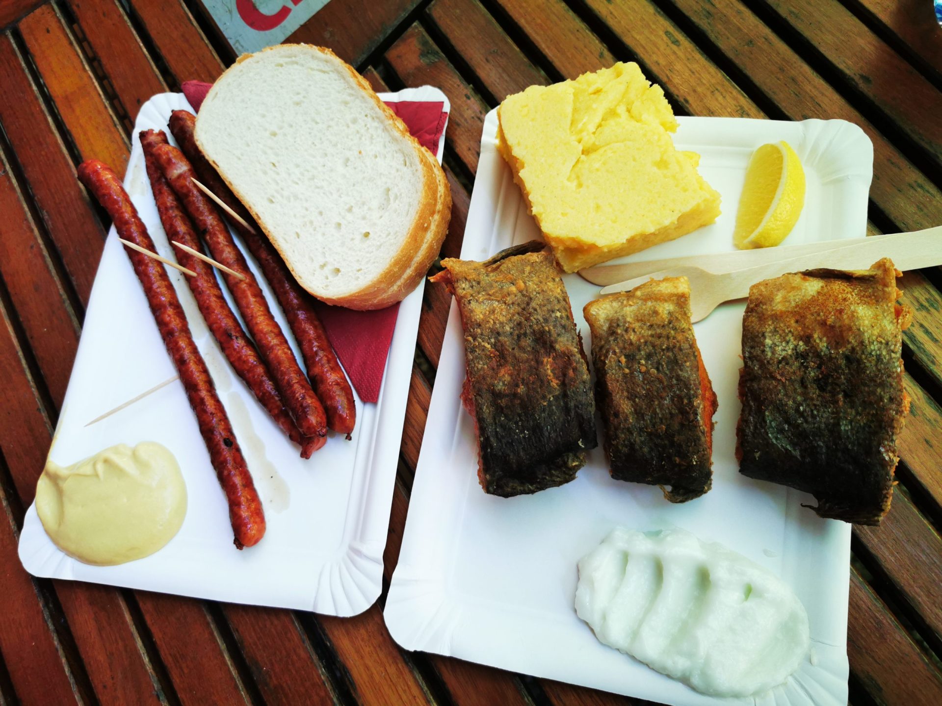 Errumaniako gastronomia, Pastravaria