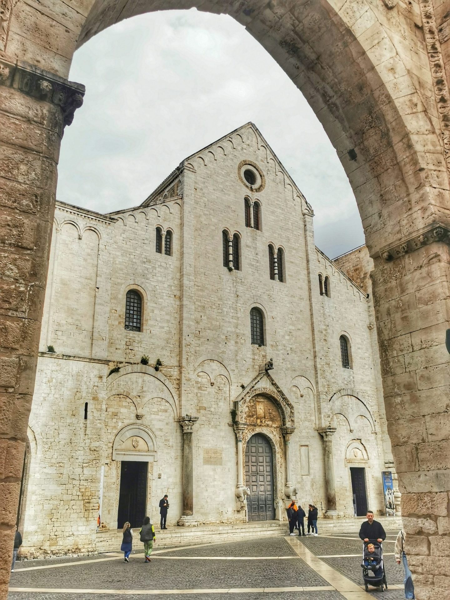 Zer ikusi Bari Vecchian