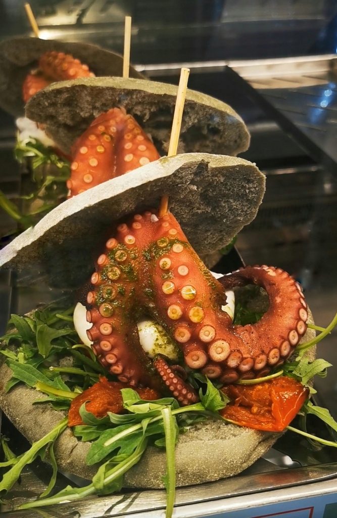 Panini de pulpo en Puglia