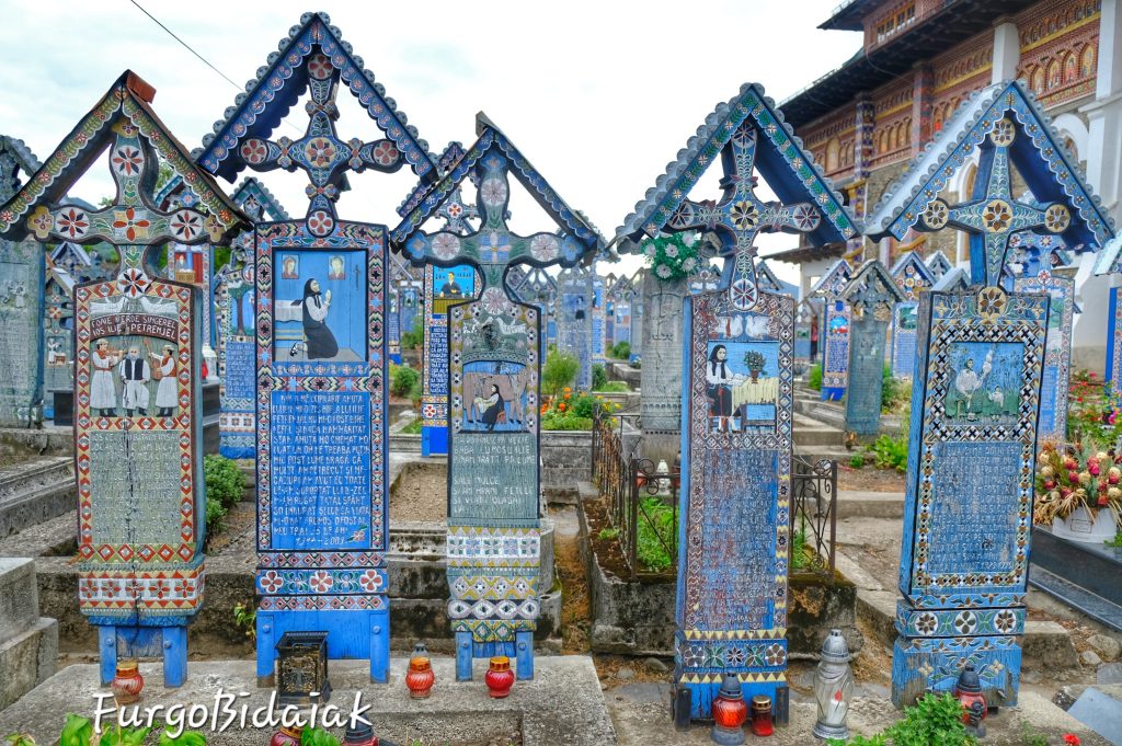 Cementerio alegre de Sapanta